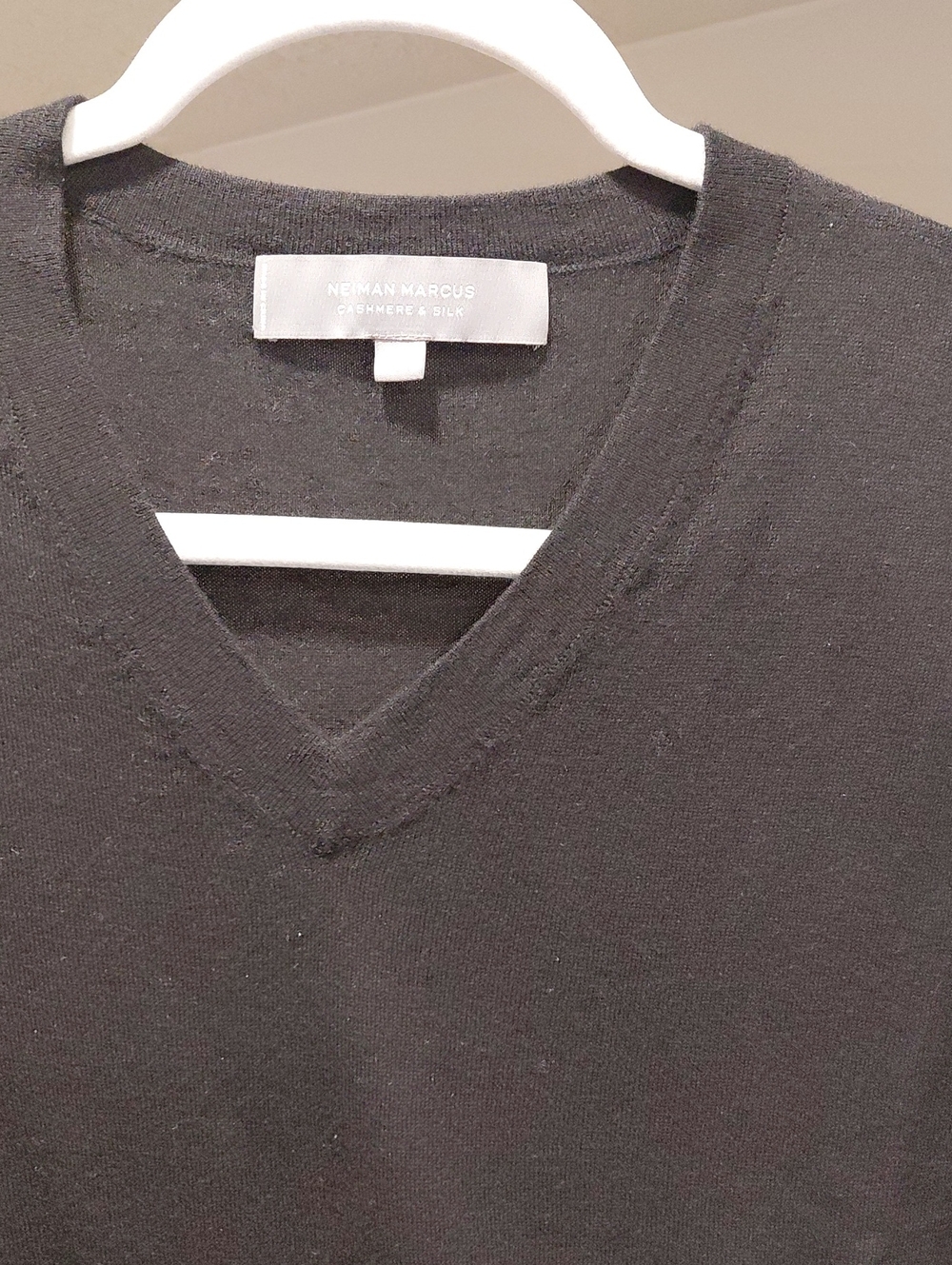 Neiman Marcus Men's Black V-Neck Cashmere-Silk Sweater